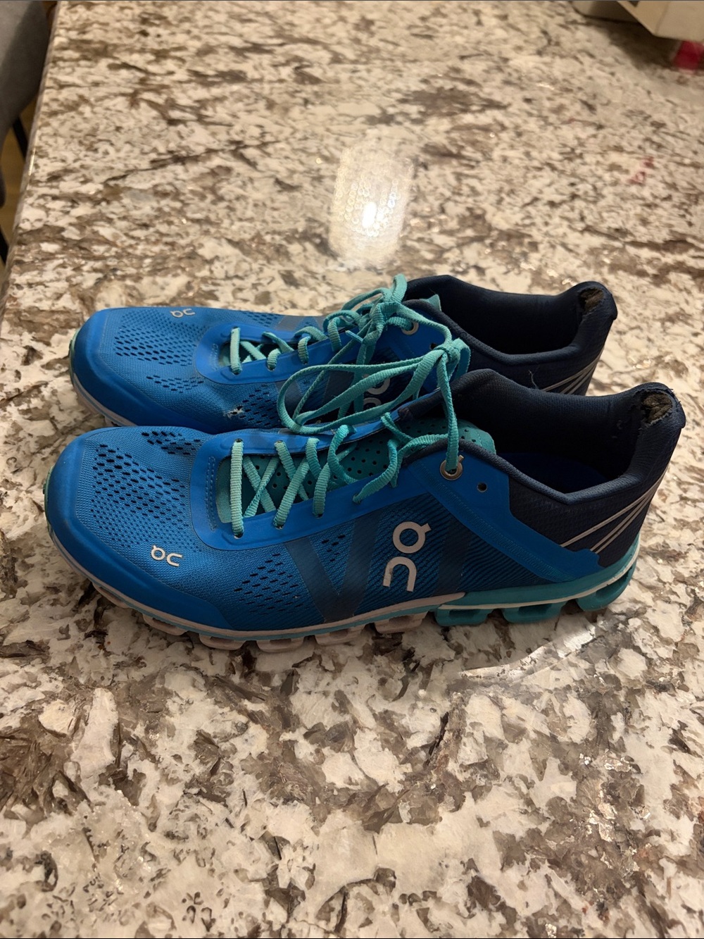 On Running Blue and Teal Lace-Up Sneakers size 10